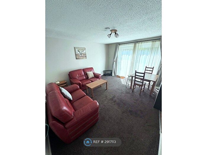 2 Bedroom Flat To Rent In North Hillhousefield, Edinburgh, EH6