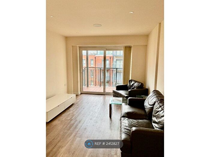 1 Bedroom Flat To Rent In Carvell House, London, NW9