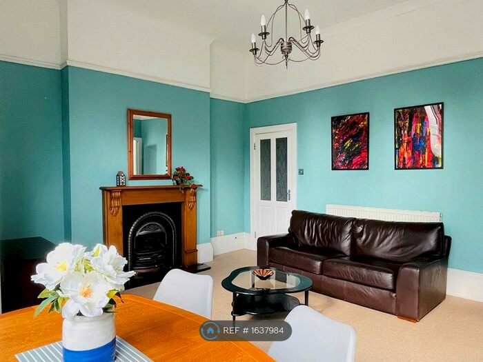 2 Bedroom Flat To Rent In Chertsey Road, Bristol, BS6