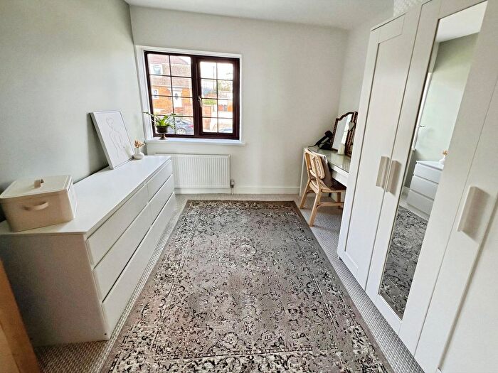 3 Bedroom Semi-detached House For Sale In Wanstead Grove, Plymouth, PL5