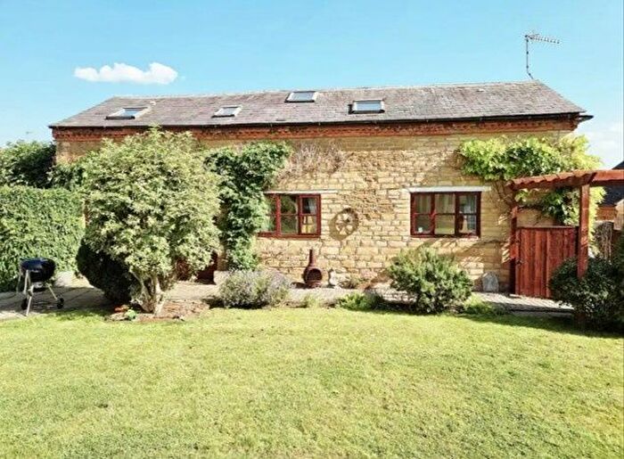 2 Bedroom Detached House To Rent In New Street, Napton, Southam, CV47