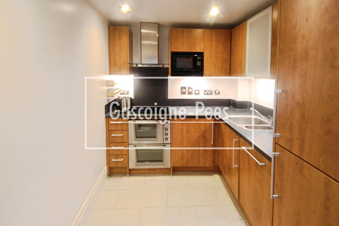 1 Bedroom Apartment To Rent In Falmouth House, Royal Quarter, KT2