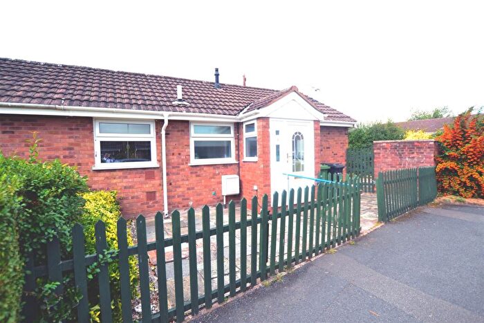 2 Bedroom Terraced Bungalow For Sale In Matilda Close, Leominster, HR6