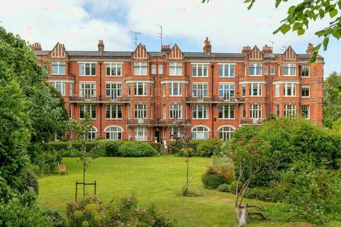 4 Bedroom Flat To Rent In Willoughby Road, Twickenham, TW1