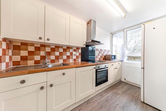 1 Bedroom Flat To Rent In Cator Street, London, SE15