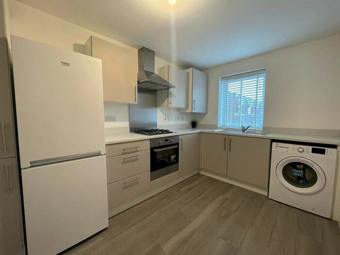 3 Bedroom Property To Rent In Spooner Croft, Birmingham B5