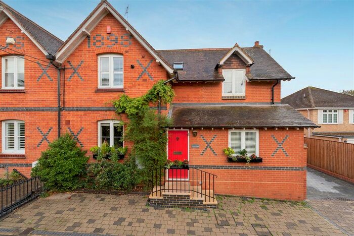4 Bedroom Semi-Detached House For Sale In Pump Lane, Ascot, SL5
