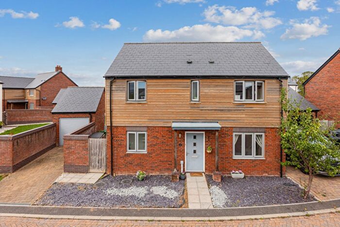 4 Bedroom Detached House For Sale In Langdon Way, Clyst St Mary, EX5