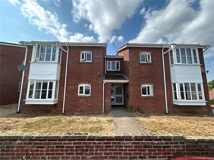 1 Bedroom Flat For Sale In Green Mead, Yeovil, Somerset, BA21