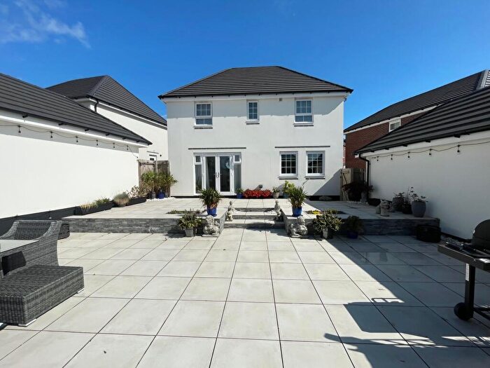 4 Bedroom Detached House For Sale In Rhodfa'r Hurricane, St. Athan, Vale Of Glamorgan, CF62