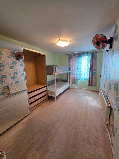 2 Bedroom Flat To Rent In Bower Street, London, E1