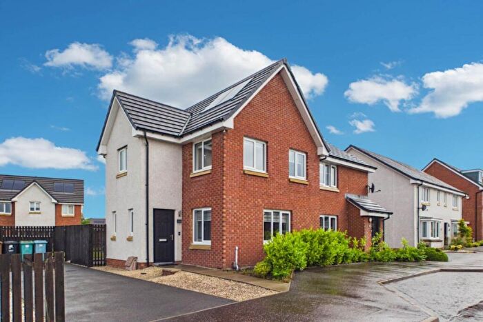 3 Bedroom Semi-Detached House For Sale In Meadowhead Road, Wishaw, ML2