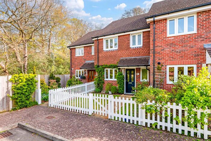 3 Bedroom Terraced House For Sale In Shedfield, SO32