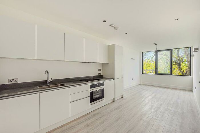1 Bedroom Apartment To Rent In Newbury, Berkshire, RG14