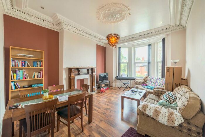 5 Bedroom Maisonette To Rent In £pppw - Jesmond Vale Terrace, Heaton, NE6