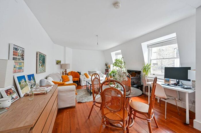 1 Bedroom Flat To Rent In Virginia Mews, Virginia Road, Shoreditch, London, E2