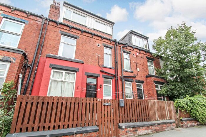 3 Bedroom Terraced House To Rent In Brooklyn Street, Armley, Leeds, LS12