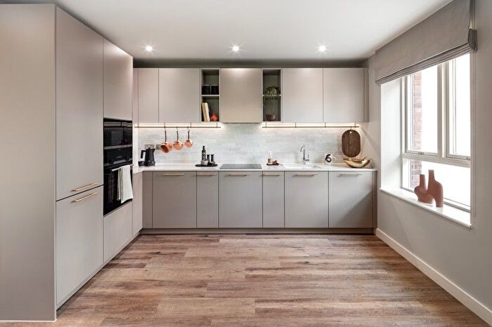 1 Bedroom Flat For Sale In Mary Neuner Road, London, N8
