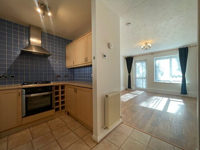 1 Bedroom Flat To Rent In Eastcote Lane, Harrow, HA2