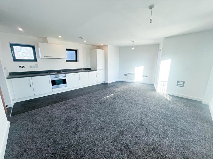 2 Bedroom Penthouse To Rent In Granville Street, Birmingham, West Midlands, B1
