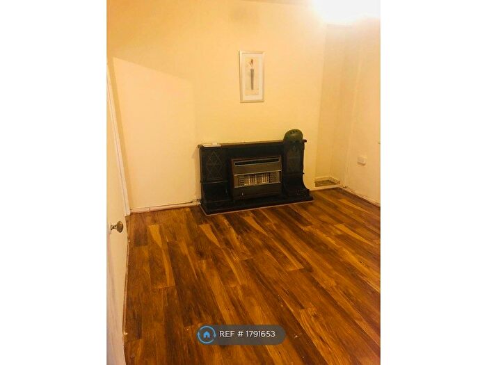 4 Bedroom Terraced House To Rent In North Road, Porth, CF39