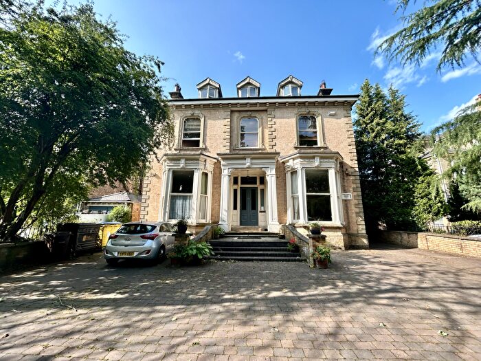 2 Bedroom Flat To Rent In Flat, Pearson Park, HU5