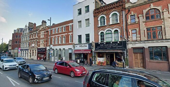 1 Bedroom Flat To Rent In High Street, Stratford, London, E15