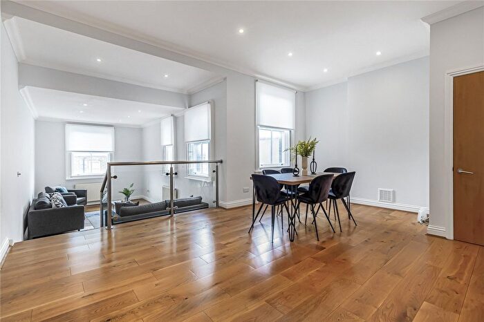 3 Bedroom Flat To Rent In Marylebone High Street, Marylebone, London, W1U