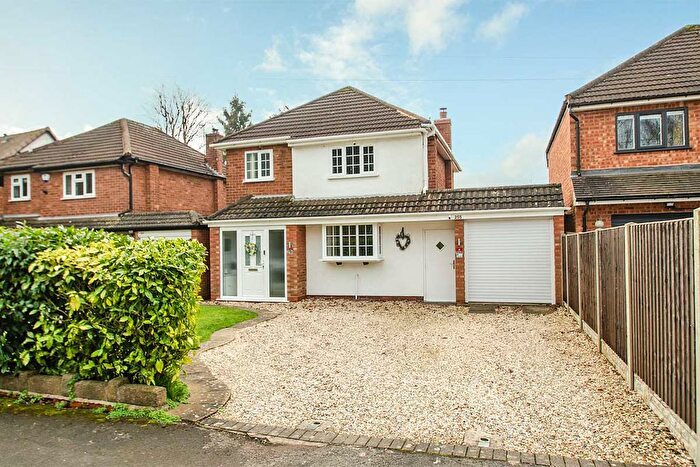 3 Bedroom Detached House For Sale In Little Aston Road, Little Aston/Aldridge, WS9