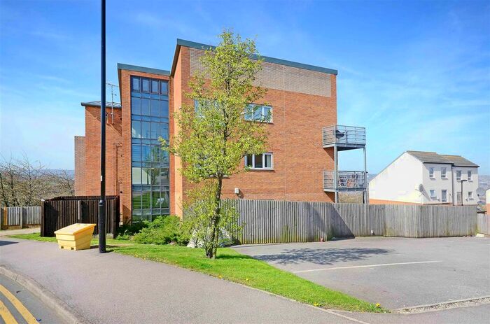 2 Bedroom Flat To Rent In Kenninghall Road, Norfolk Park, Sheffield, S2