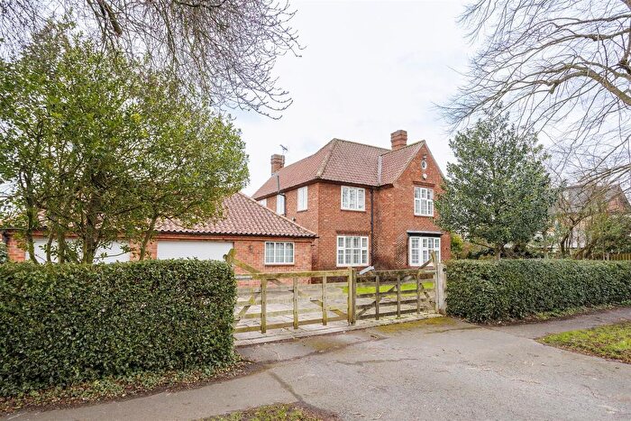 4 Bedroom Detached House For Sale In Knapton Lane, York, YO26