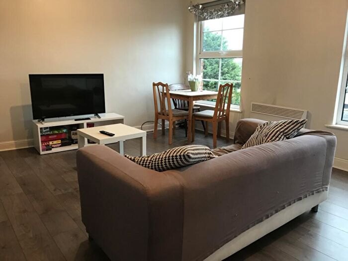1 Bedroom Flat To Rent In Spare Room - A Monks Road - Bills Inlcusive, LN5