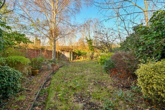 3 Bedroom Terraced House To Rent In Russell Road, Rs, Bounds Green, London, N13