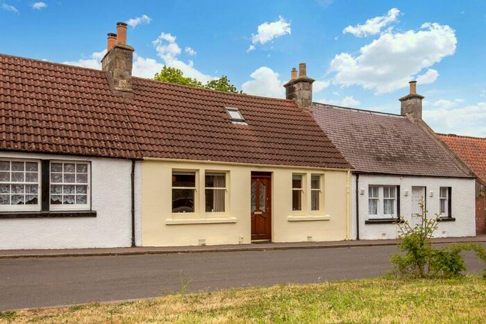 3 Bedroom Terraced Bungalow For Sale In Schoolhill, Leuchars, St Andrews, KY16