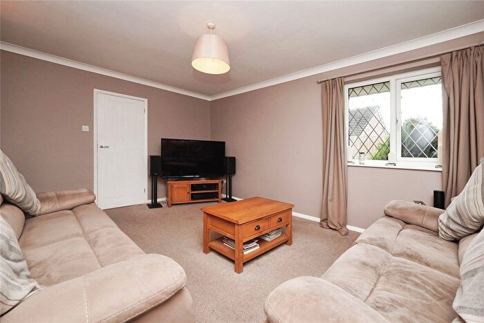 3 Bedroom Bungalow For Sale In Green Acres, Eythorne, Dover, Kent, CT15