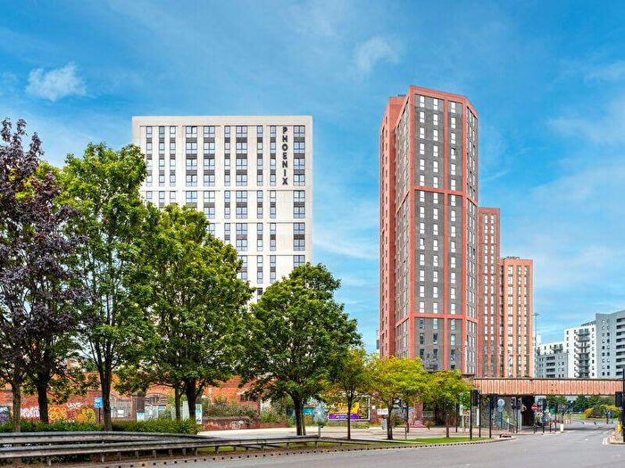 2 Bedroom Apartment To Rent In Phoenix, Saxton Lane, Leeds, LS9