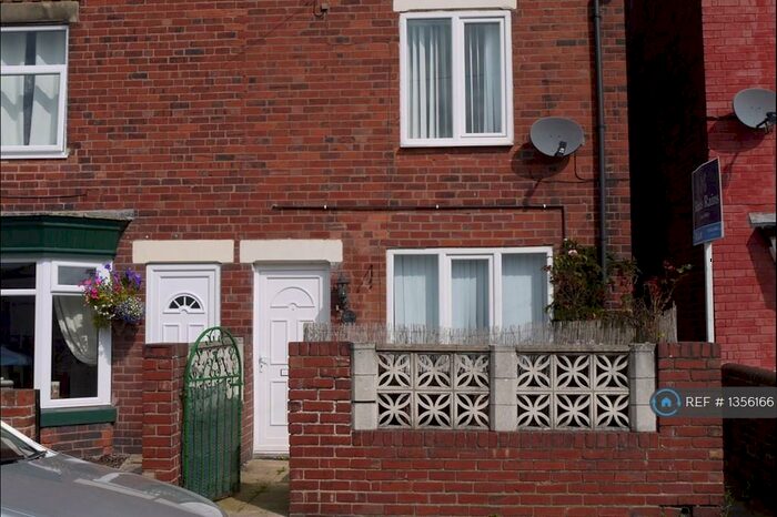 2 Bedroom End Of Terrace House To Rent In Morven Street, Worksop, S80