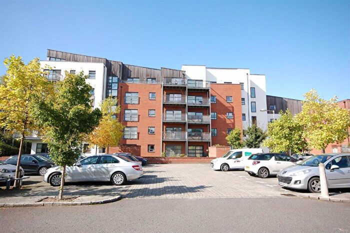 2 Bedroom Apartment To Rent In Montmano Drive, West Didsbury, Manchester, M20