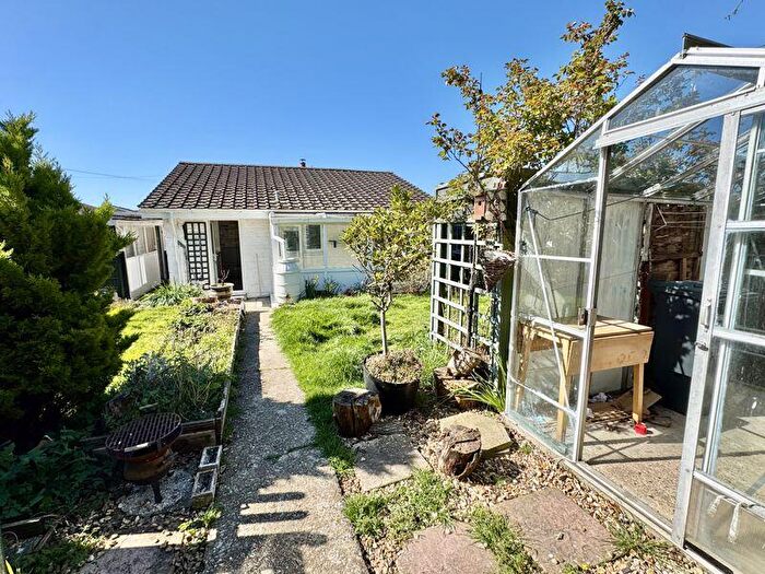 2 Bedroom Bungalow For Sale In Detached Bungalow With Garage, PO30