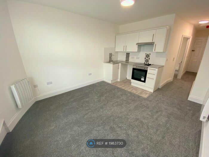 1 Bedroom Flat To Rent In North Road East, Plymouth, PL4