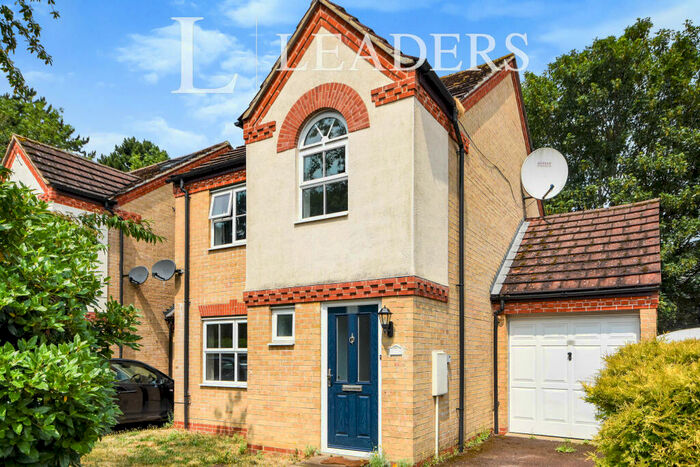 3 Bedroom Property To Rent In The Hedgerows, Bishops Stortford, CM23