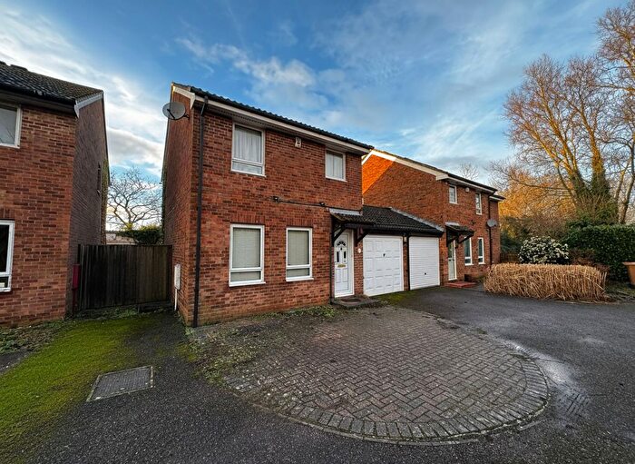 3 Bedroom Detached House For Sale In Purcell Road, Marston, OX3