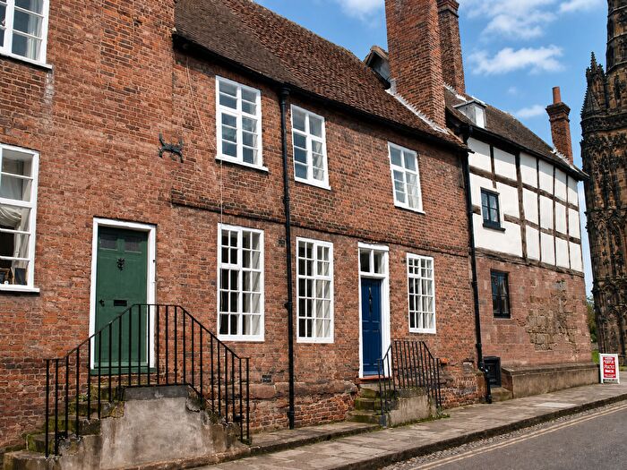 3 Bedroom Property To Rent In The Close, Lichfield, WS13