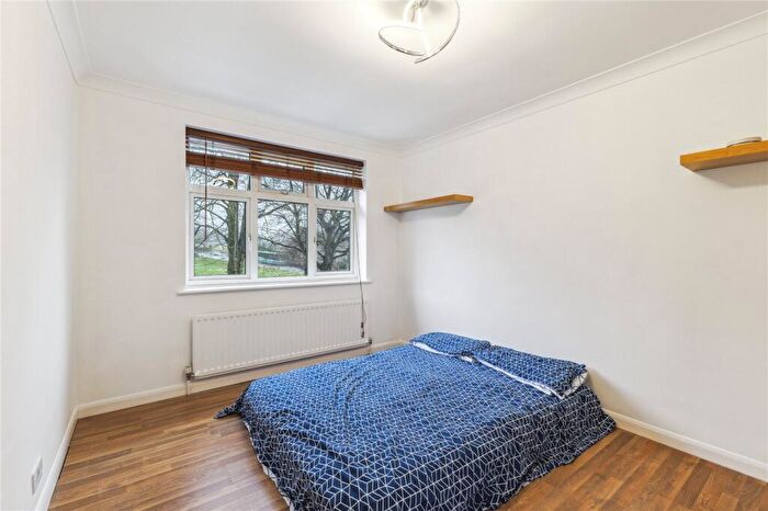 4 Bedroom Detached House For Sale In St. Johns Road, Harpenden, Hertfordshire, AL5