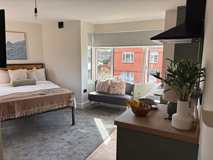 Studio To Rent In Pershore Road, Birmingham, B29