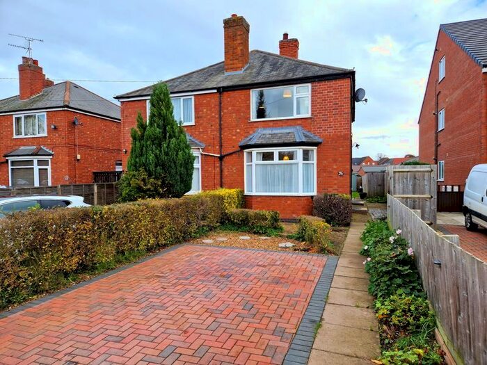 3 Bedroom Semi-Detached House To Rent In Lawford Lane, Bilton, Rugby, CV22