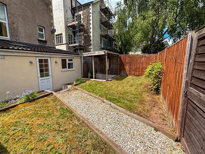 2 Bedroom Apartment To Rent In Elliston Road, Redland, Bristol, BS6