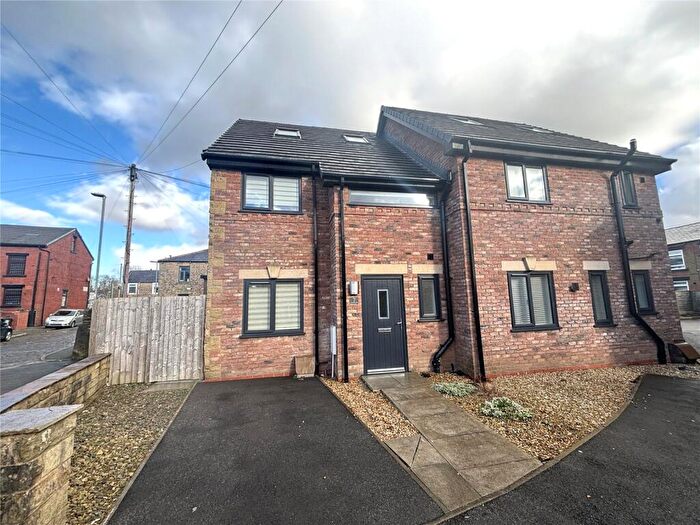 3 Bedroom Semi-Detached House To Rent In Moor House Fold, Milnrow, Rochdale, Greater Manchester, OL16