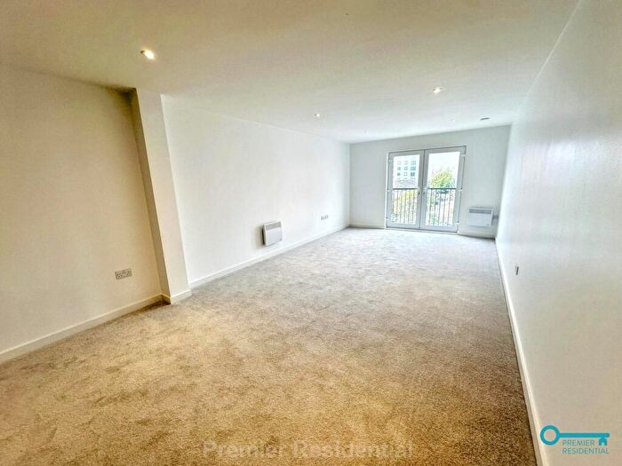 2 Bedroom Apartment For Sale In Bridgewater Wharf, Salford, M5