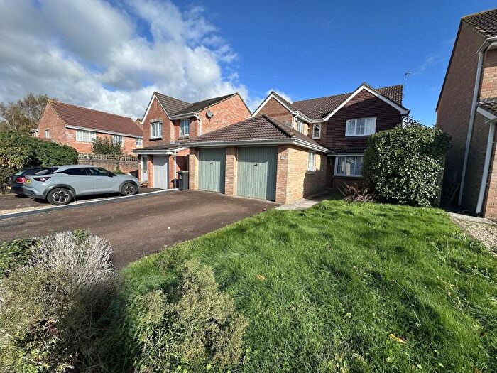 5 Bedroom Detached House For Sale In Buzzard Close, Rogiet, NP26